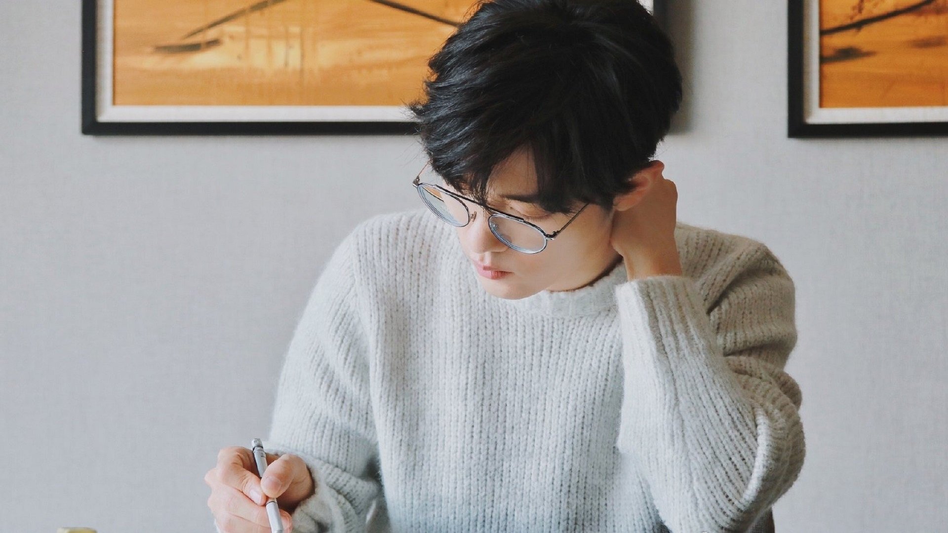 中国篮球国家队边缘球员成长路径与比赛机会获取机制,nba边缘球员的艰辛